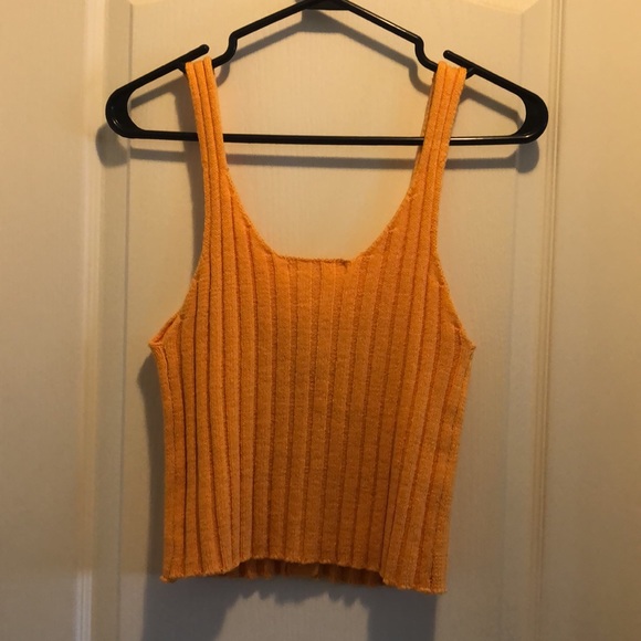 orange knit cropped tank top with buttons - Picture 4 of 7
